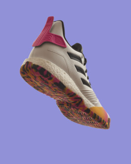 Werbefotografie eines Basketball Schuhs der Marke Adidas.